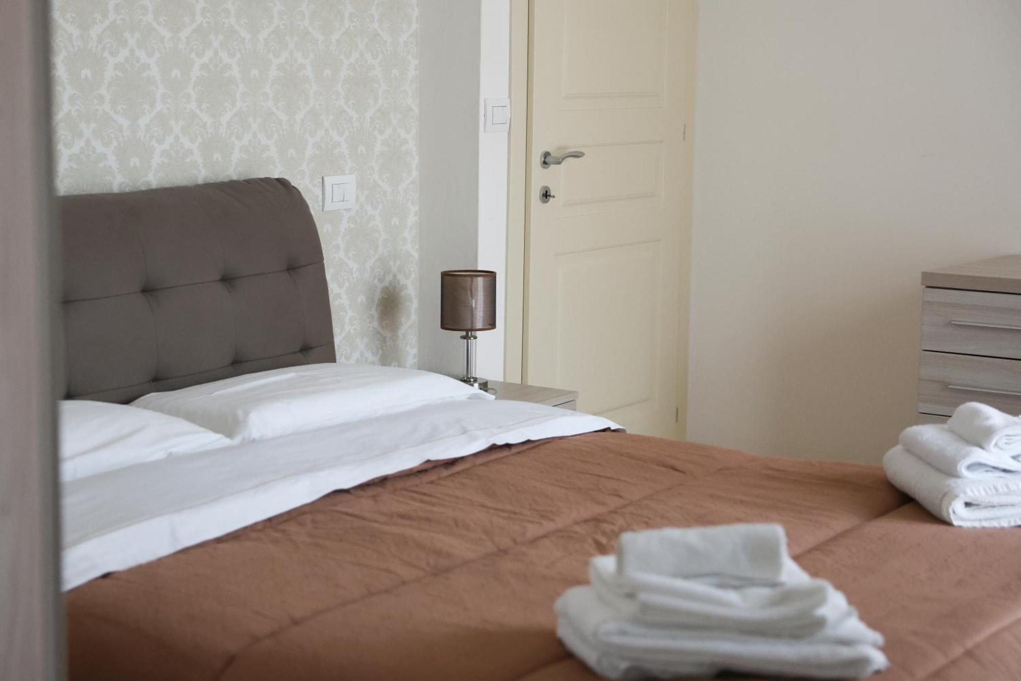Blancohouse - Berto Luxury Rimini Centro Storico Apartment ภายนอก รูปภาพ