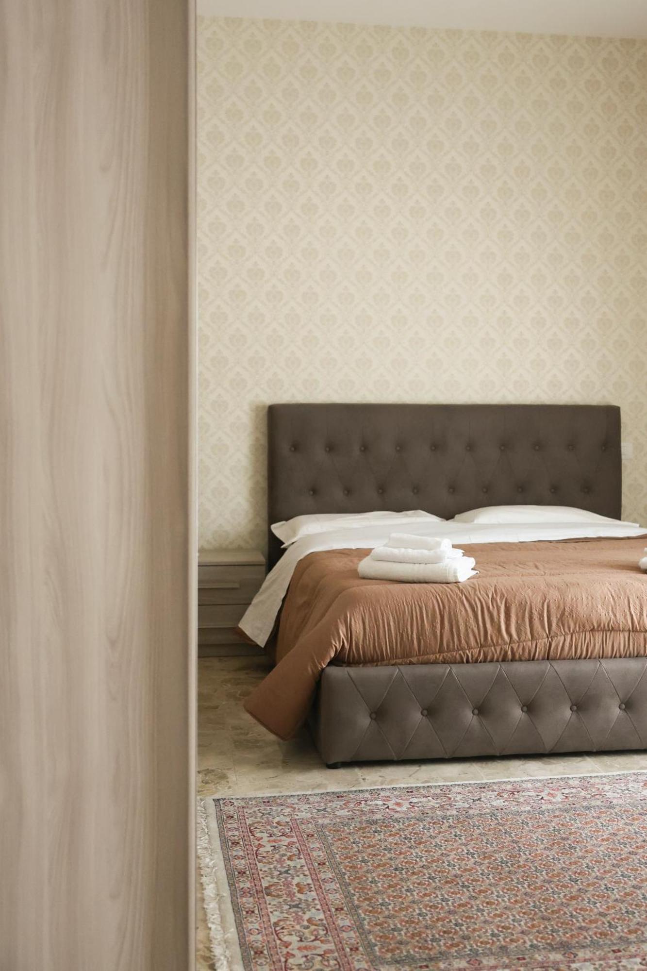 Blancohouse - Berto Luxury Rimini Centro Storico Apartment ภายนอก รูปภาพ