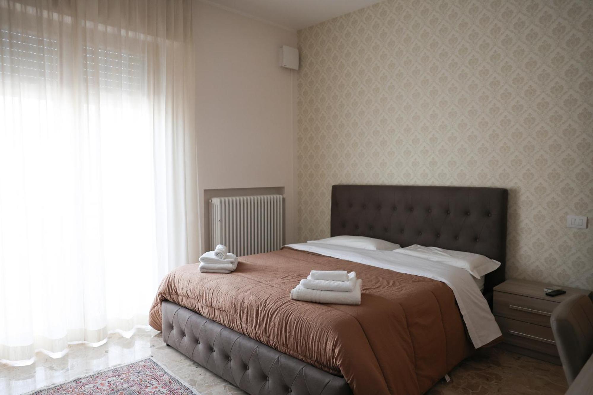 Blancohouse - Berto Luxury Rimini Centro Storico Apartment ภายนอก รูปภาพ