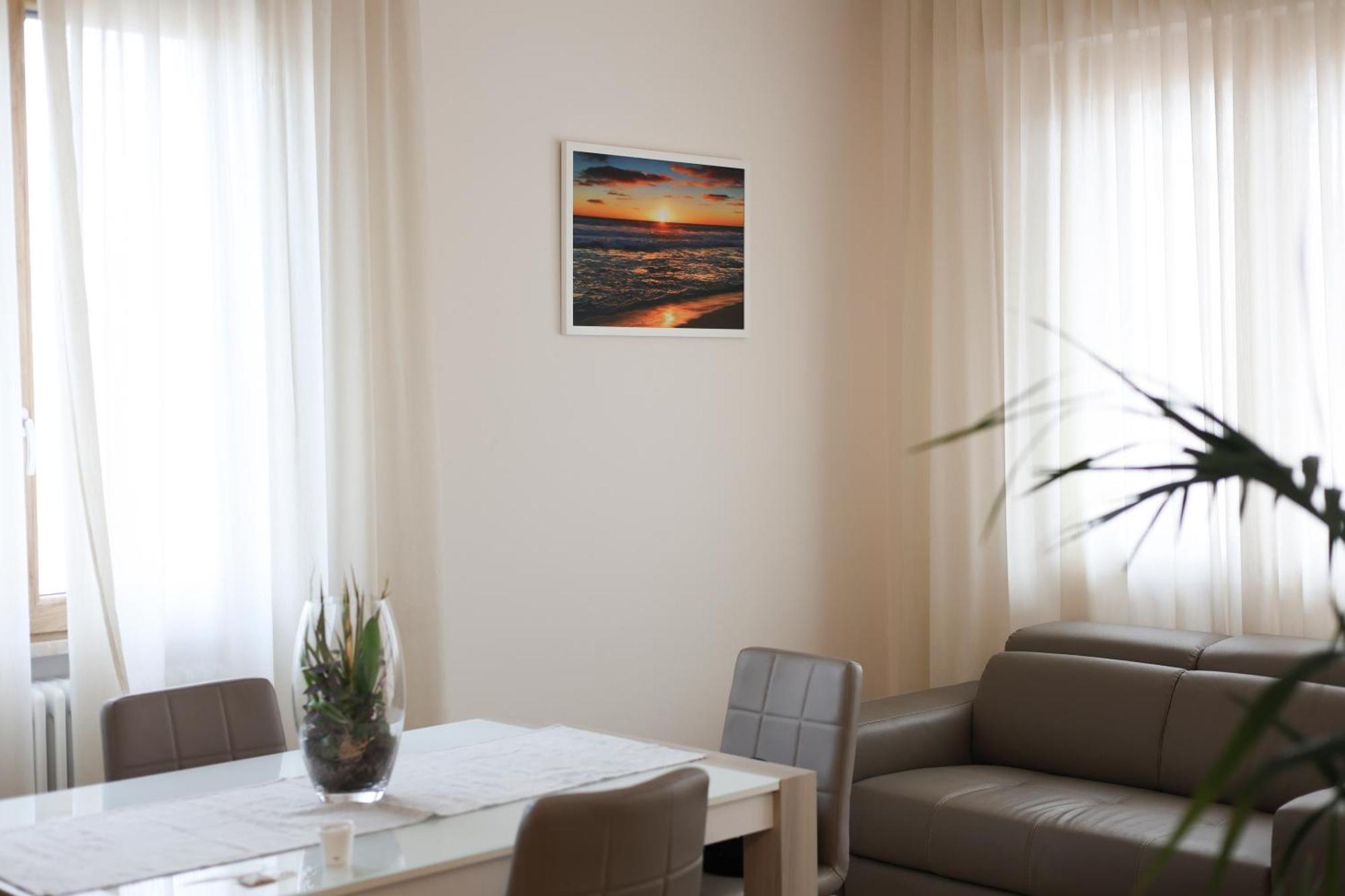 Blancohouse - Berto Luxury Rimini Centro Storico Apartment ภายนอก รูปภาพ